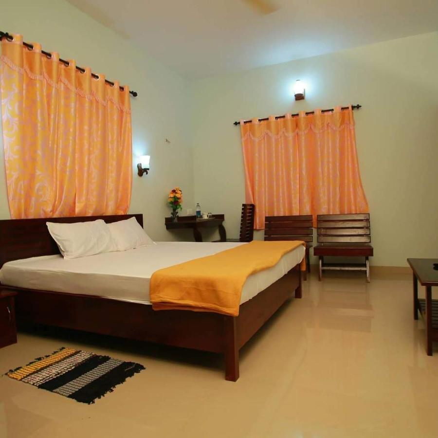 Pknhomestay Kumily Thekkady Exterior foto